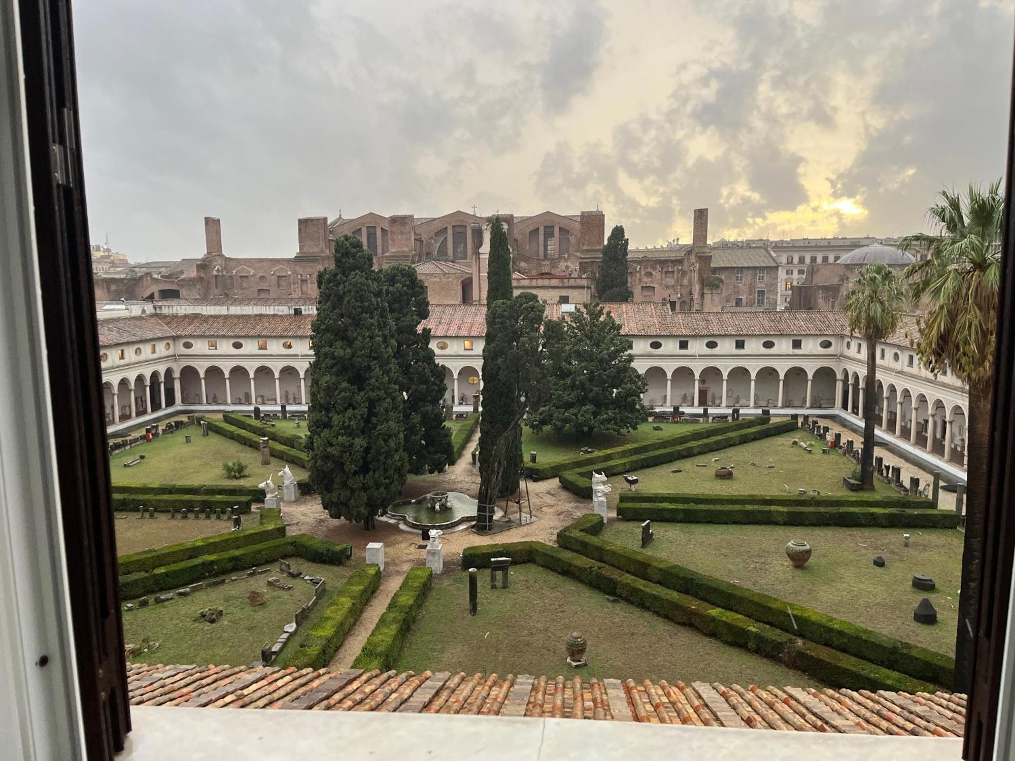 Camera X2 Con Splendida Vista Sulle Terme Di Diocleziano E Sul Chiostro Di Michelangelo Róma Kültér fotó