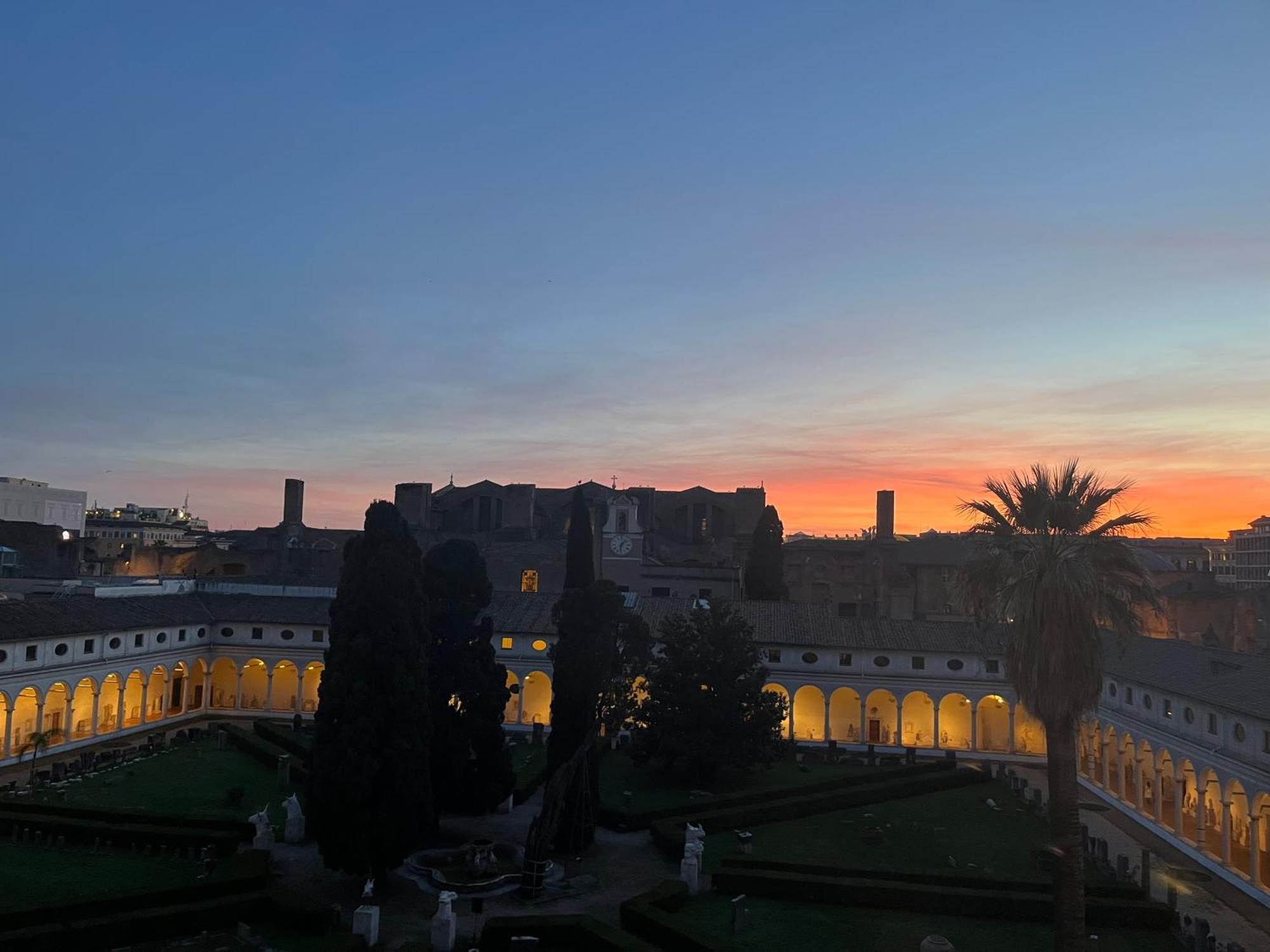 Camera X2 Con Splendida Vista Sulle Terme Di Diocleziano E Sul Chiostro Di Michelangelo Róma Kültér fotó